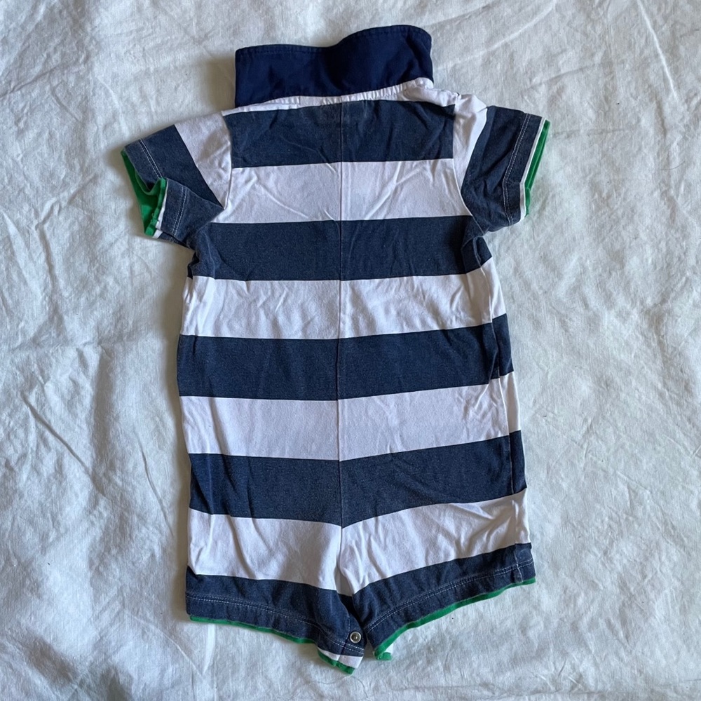 Kids bundles 6/$12— baby body suit 24mo - Picture 3 of 3